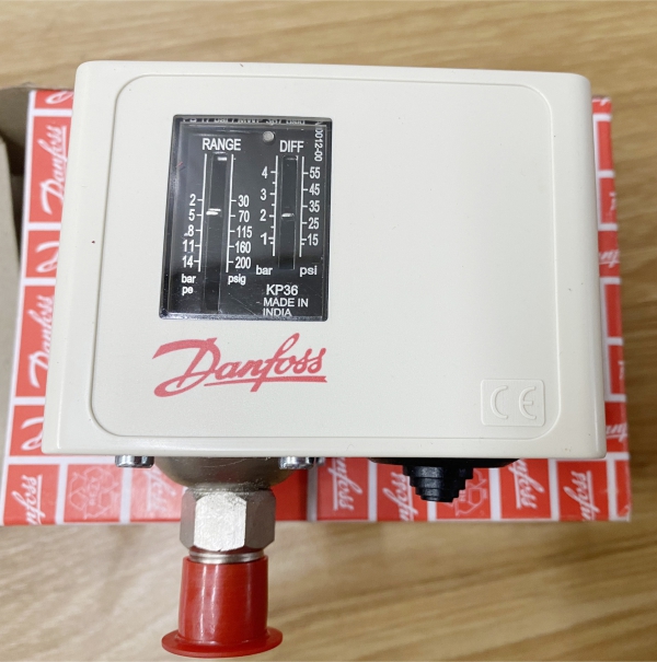 Giá công tắc áp lực Danfoss KP36 tại Quảng Trị